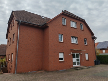 Helle Dachgeschoßwohnung in Wolfsburg-Vorsfelde, 38448 Wolfsburg, Dachgeschosswohnung