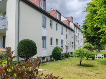 2-Zimmer-Dachgeschoßwohnung mit Blick ins Grüne!, 38442 Wolfsburg, Dachgeschosswohnung