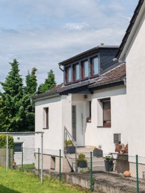 Doppelhaushälfte in Wolfsburg-Neuhaus, 38446 Wolfsburg, Doppelhaushälfte